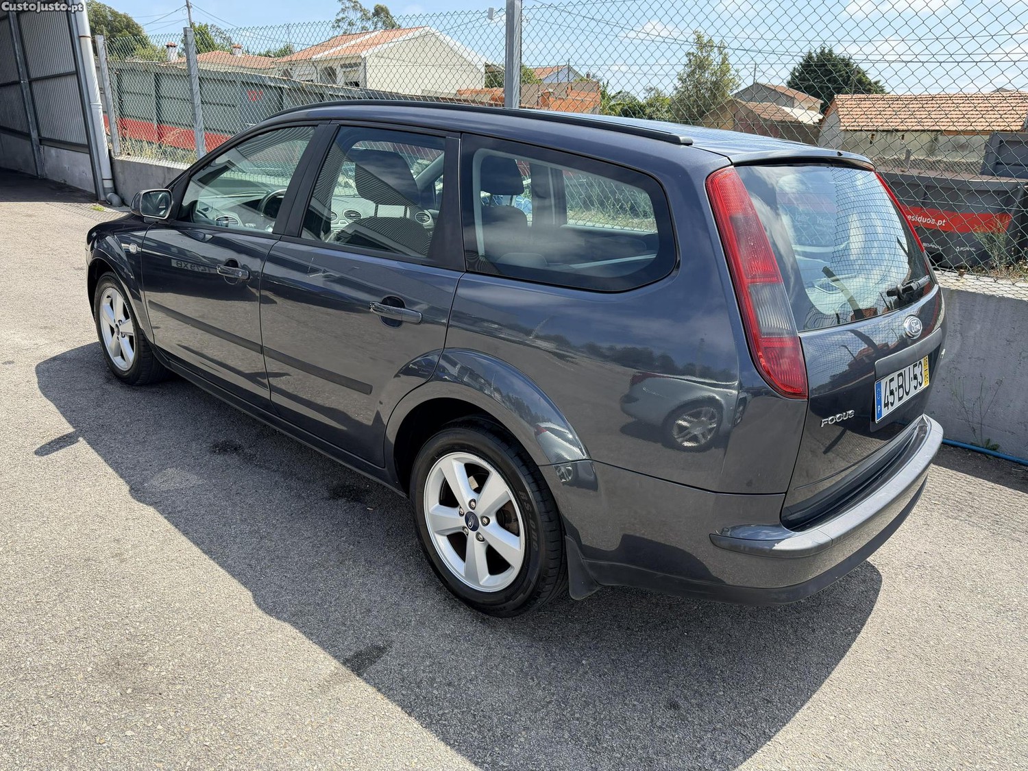 Ford Focus 1.6TdCi 110CV — fotografia 10