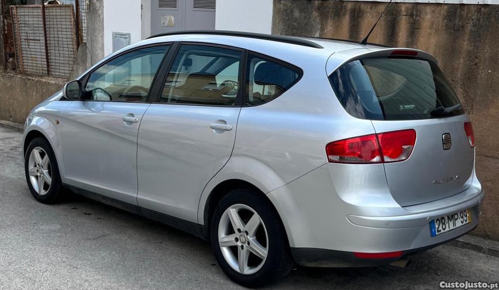 SEAT Altea Xl — fotografia 4
