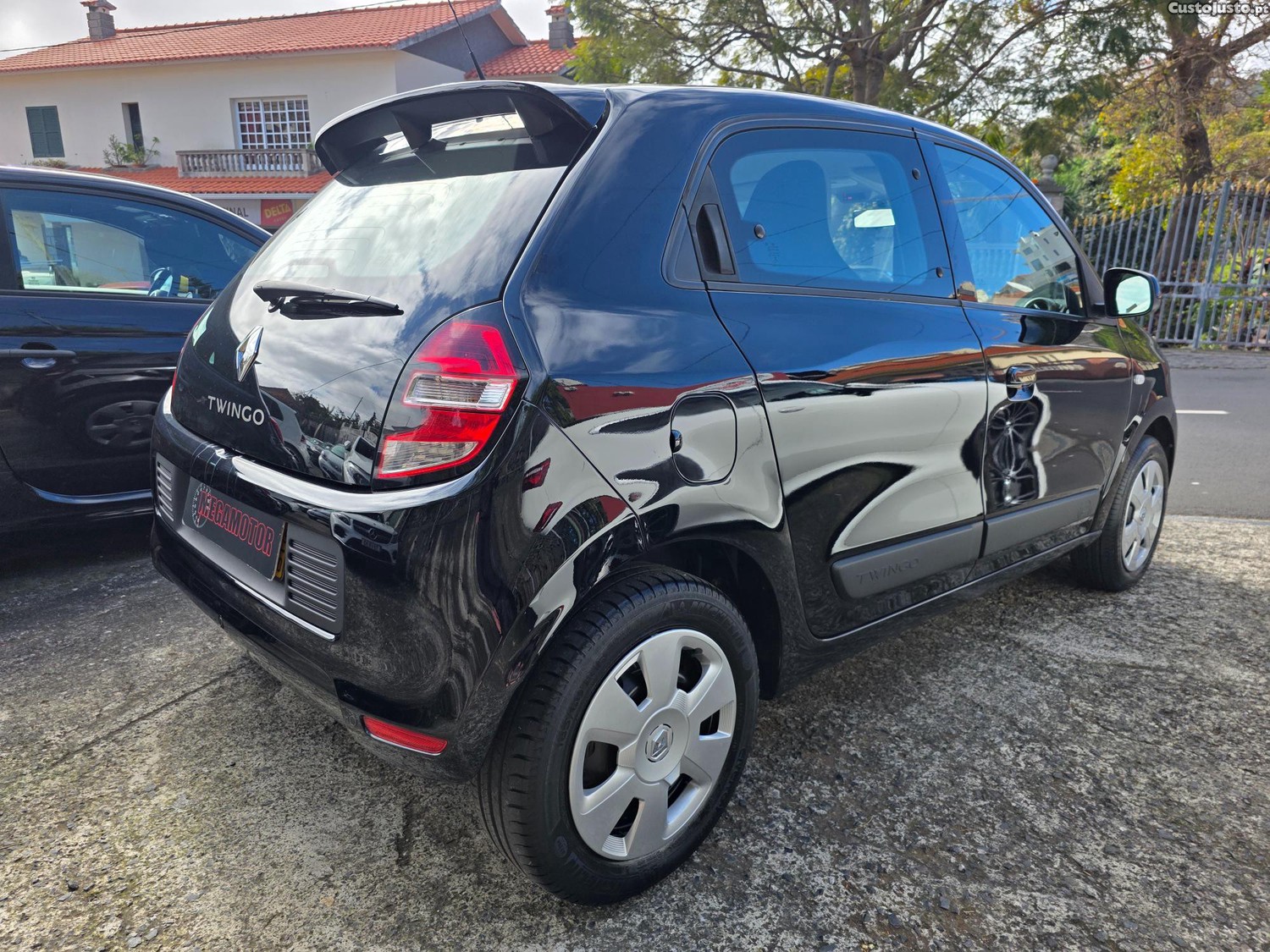 Renault Twingo 1.0 SCe 71cv — fotografia 20