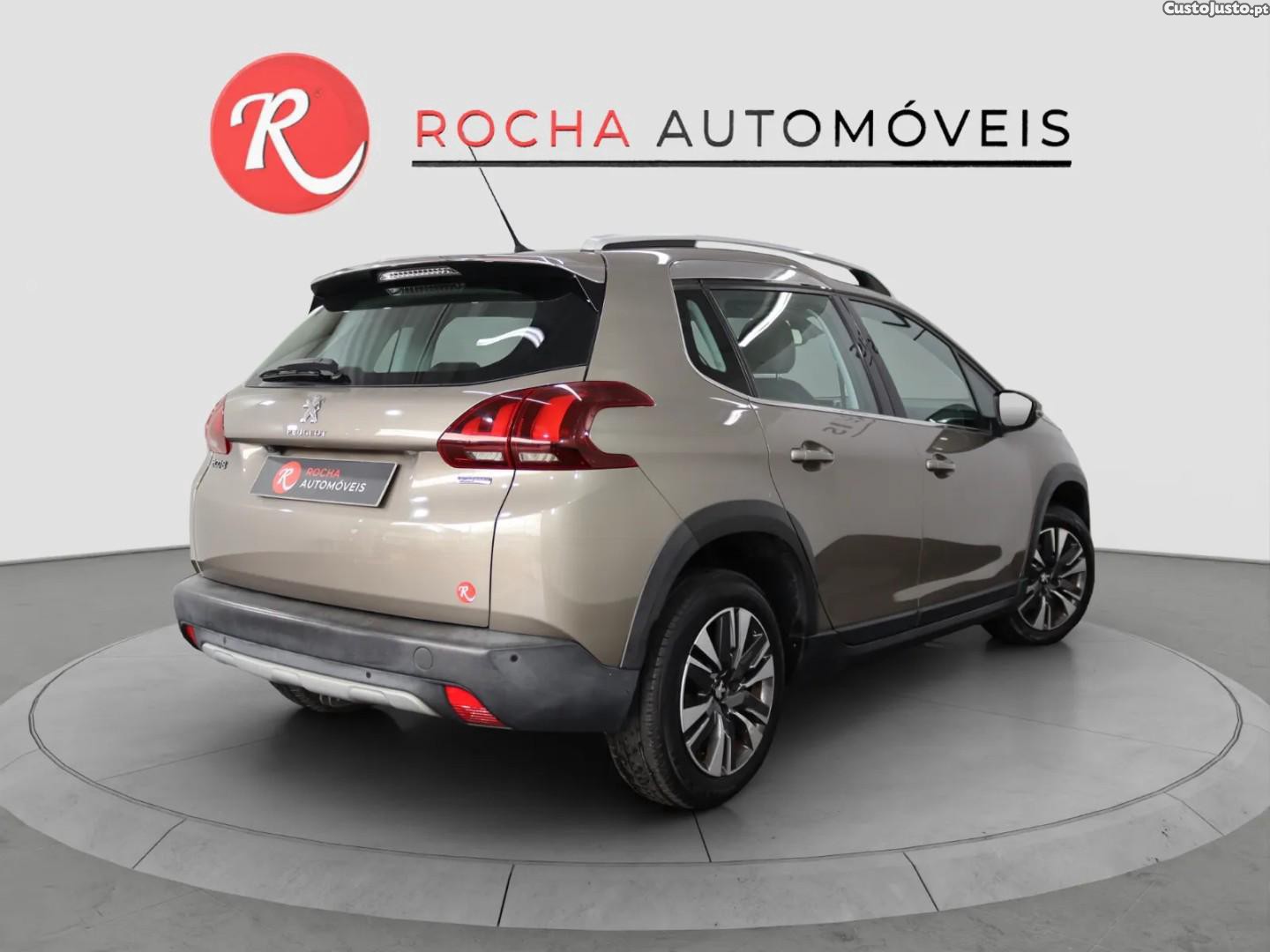 Peugeot 2008 PureTech 110 GPF Stop&Start EAT6 Allure — fotografia 10