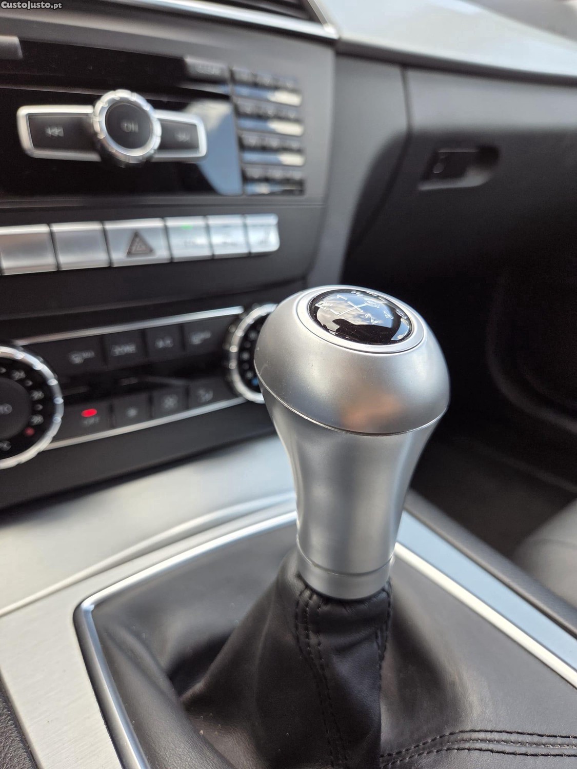 Mercedes-Benz C 220 Coupe — fotografia 5