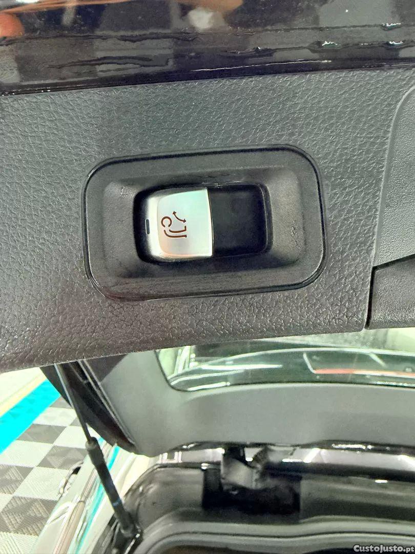Mercedes-Benz C 300 D amg line — fotografia 17