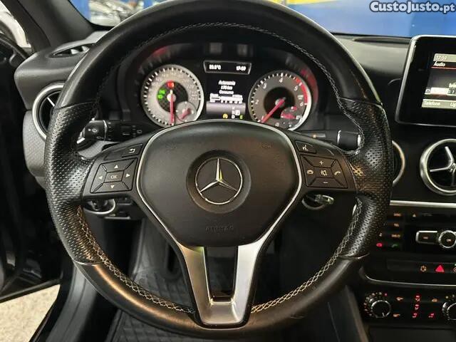 Mercedes-Benz A 160 d Urban Aut. — fotografia 4