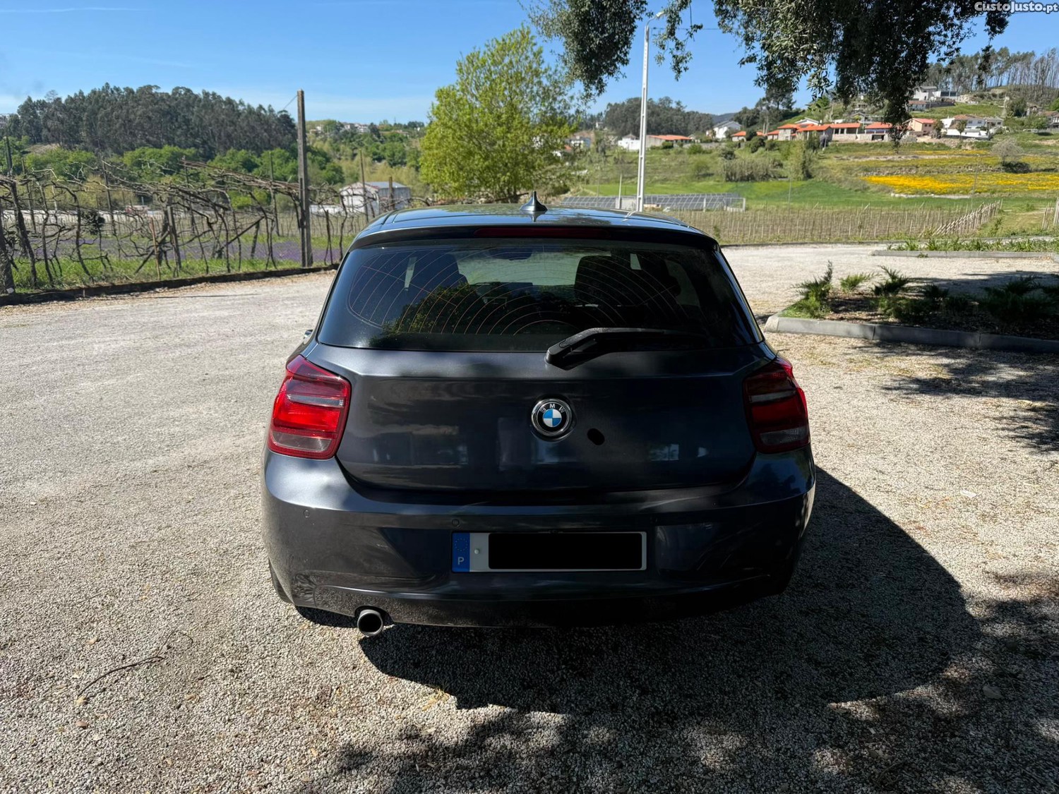 BMW 118 Sport — fotografia 8
