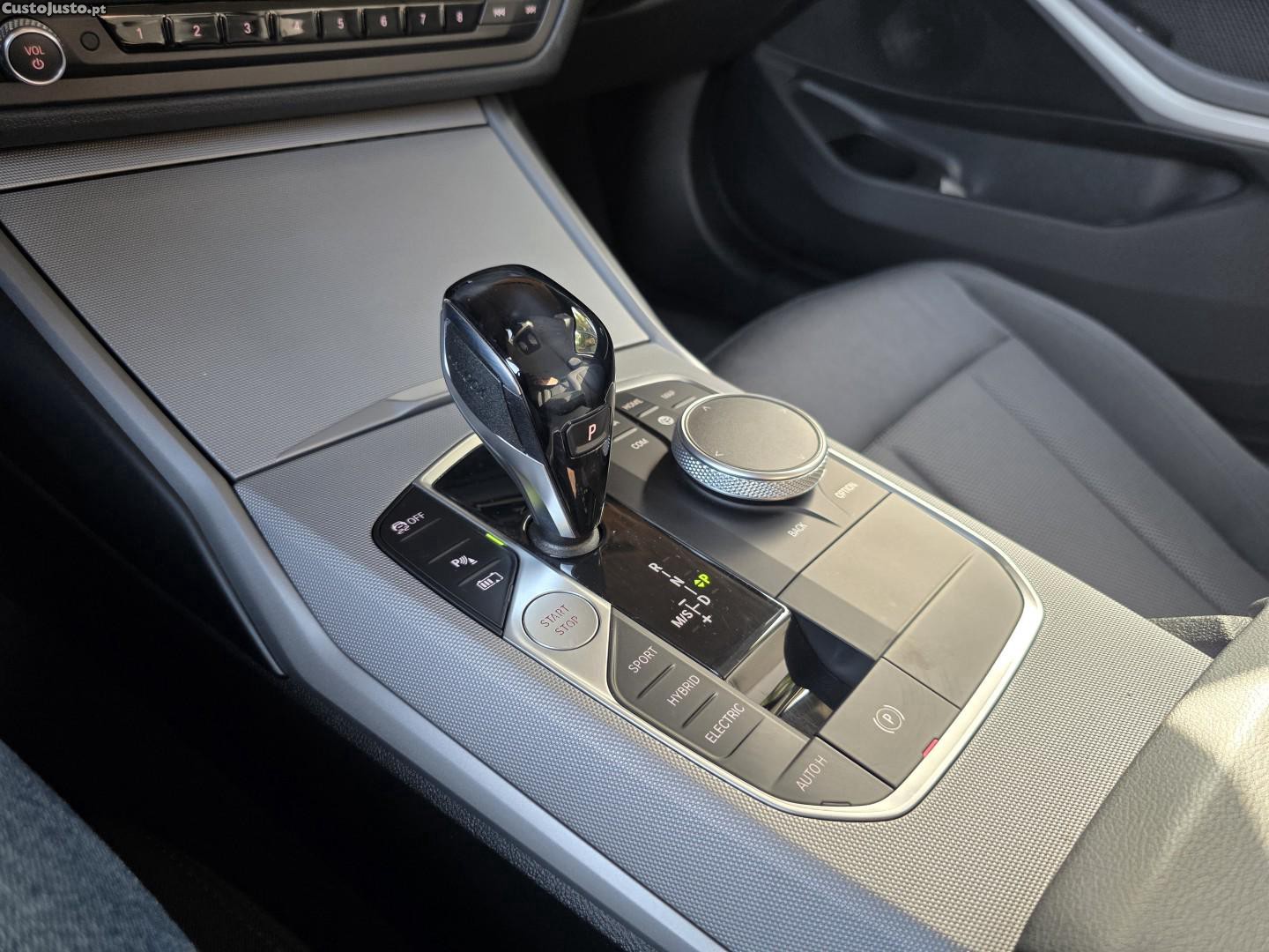 BMW 330 e Corporate Edition Auto — fotografia 19