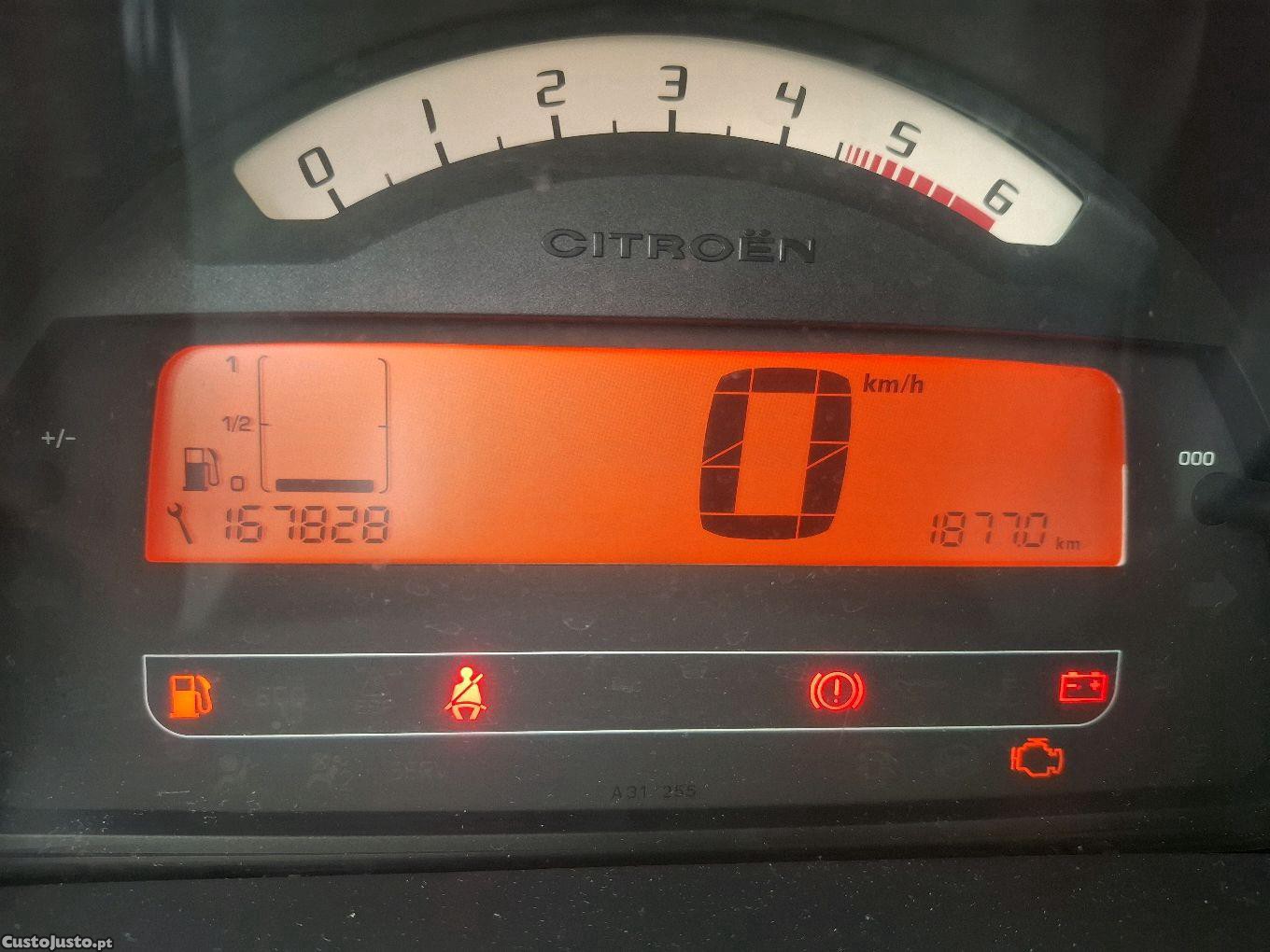 Citroën C3 Pluriel 1.4 HDI — fotografia 2