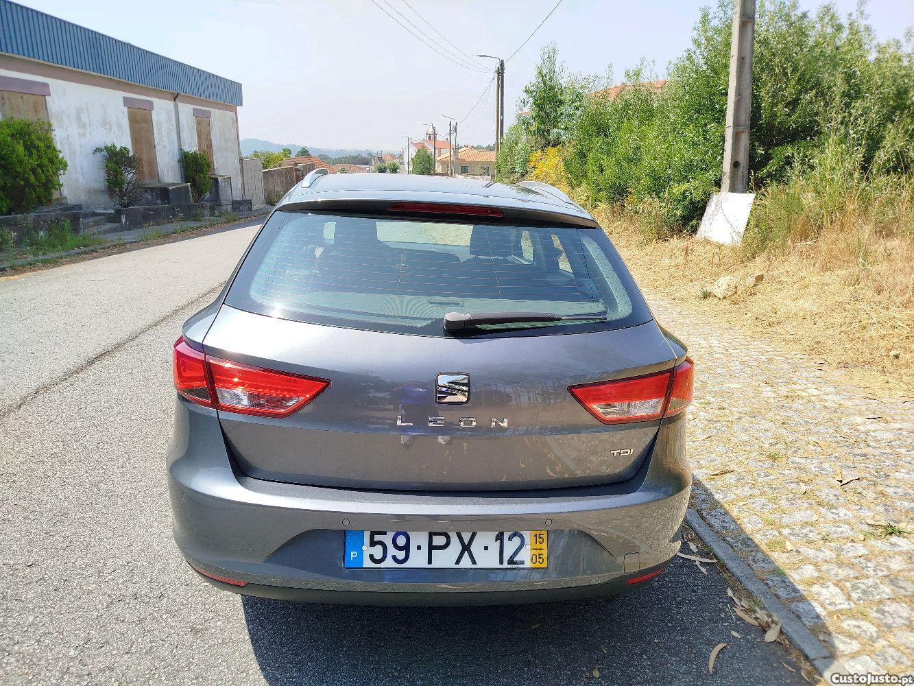 SEAT Leon 1.6 tdi — fotografia 8
