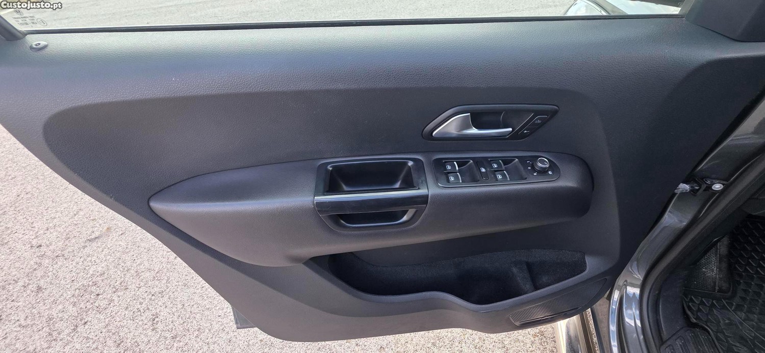 Volkswagen Amarok V6 Ergo Comfort 56SELO — fotografia 4