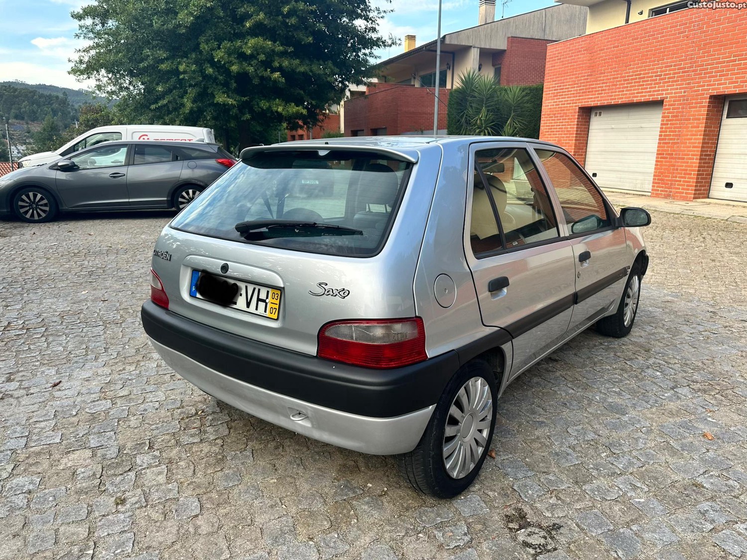 Citroën Saxo 1.100 gasolina . Ano 2003 — fotografia 7
