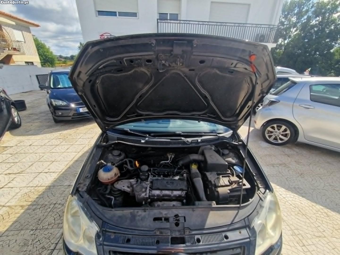 Volkswagen Polo 1.2 Trendline — fotografia 11