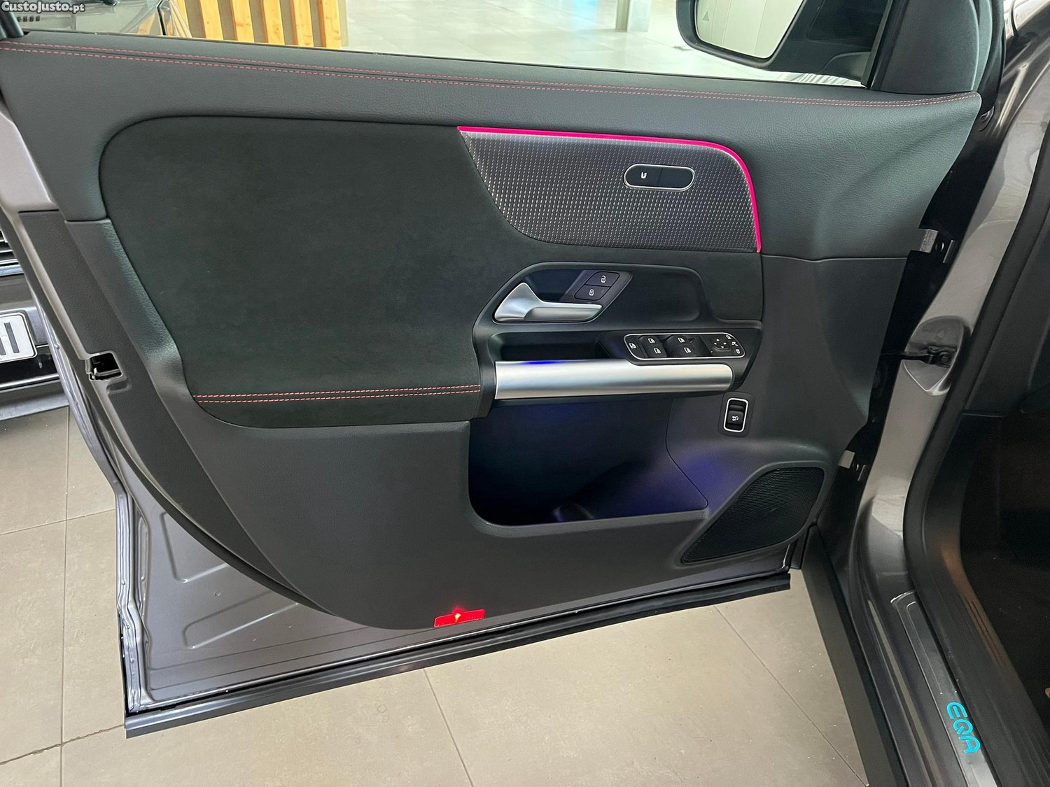 Mercedes-Benz EQA 4Matic AMG Line — fotografia 12