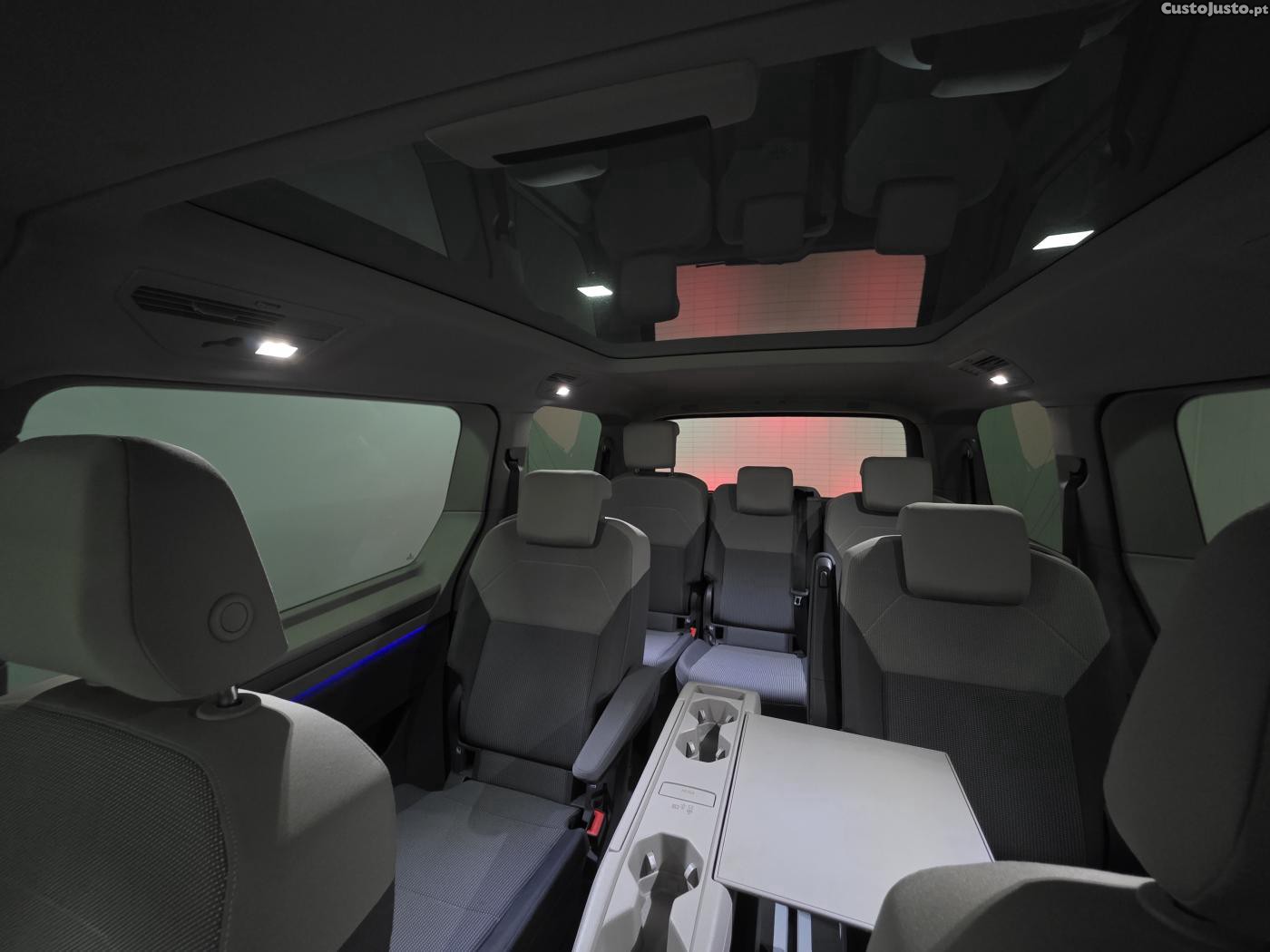 Volkswagen Multivan 2.0 TDI Life DSG — fotografia 13