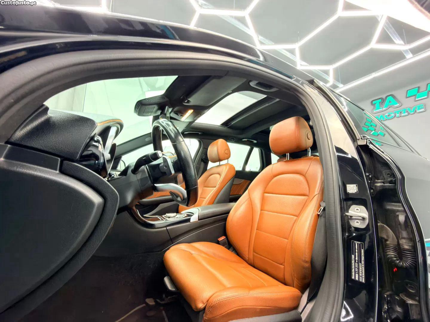 Mercedes-Benz C 300 D amg line — fotografia 7