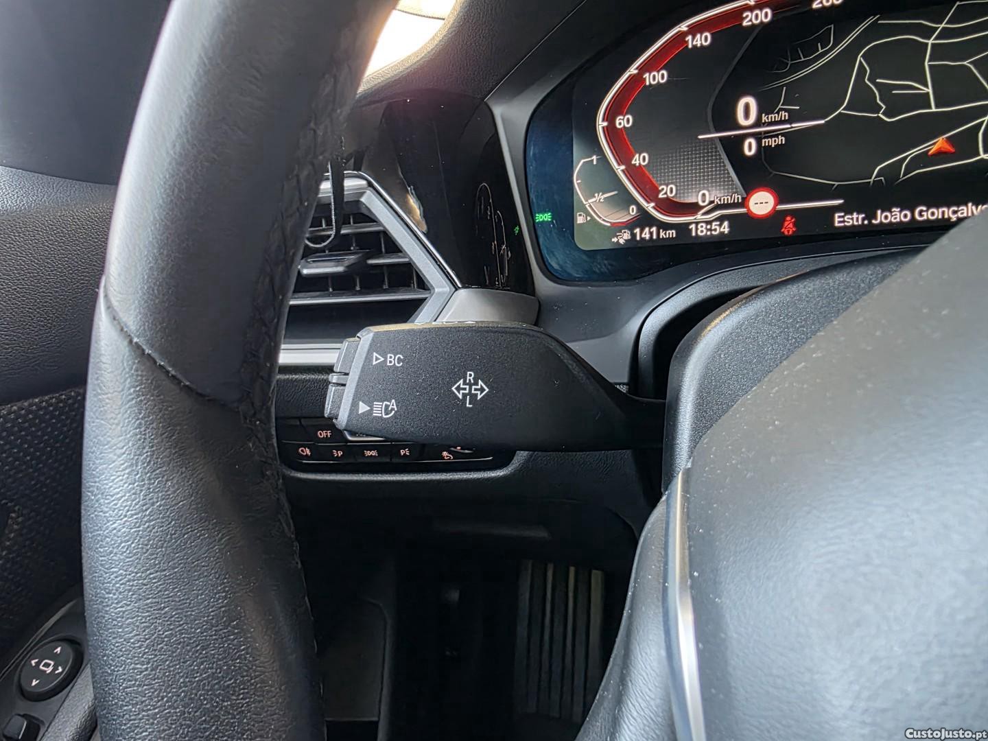 BMW 330 e Corporate Edition Auto — fotografia 9