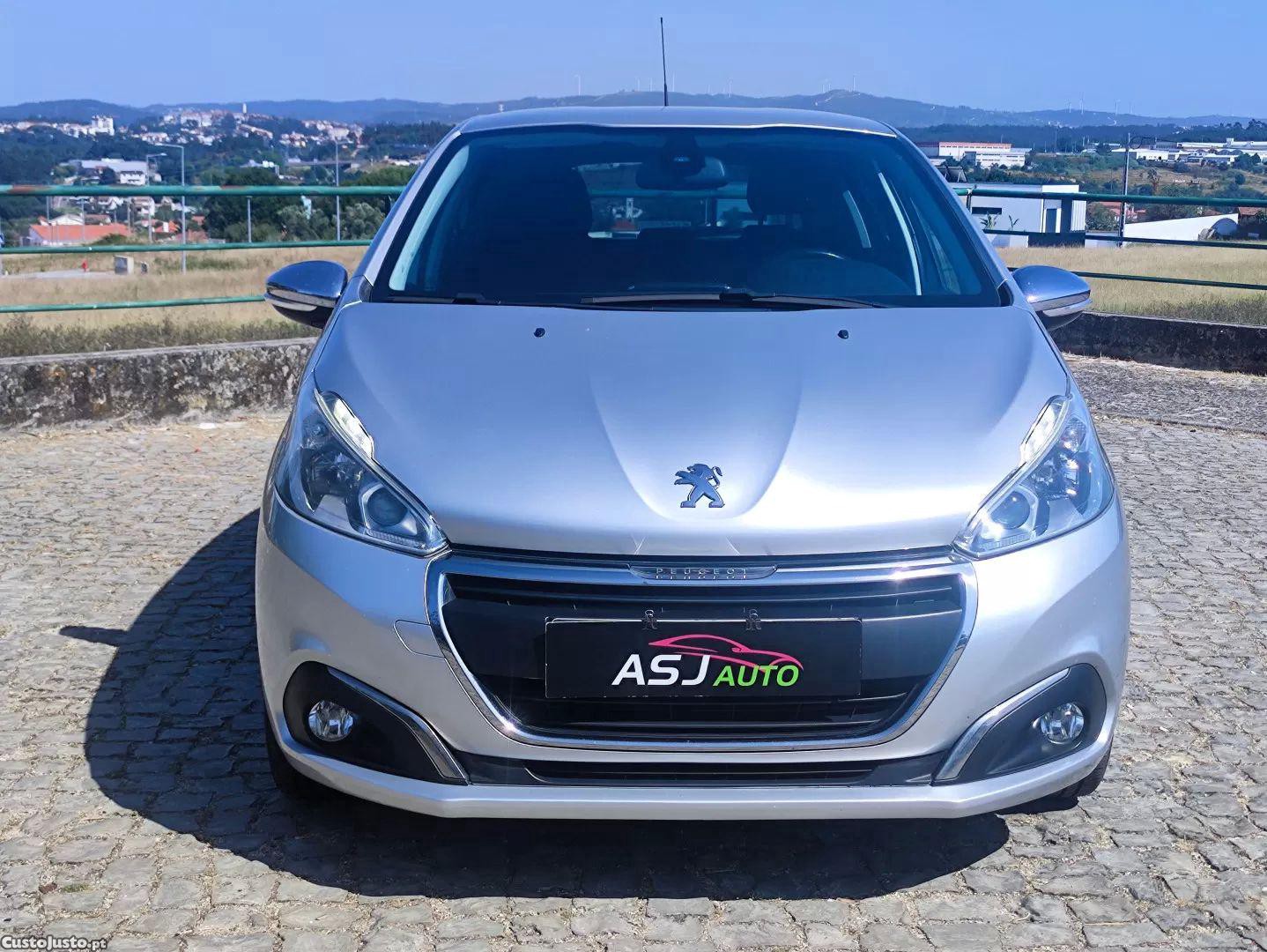 Peugeot 208 1.6 bluehdi style - 17 foto 3