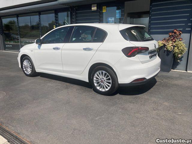 Fiat Tipo 1.3 MultiJet Life — fotografia 25
