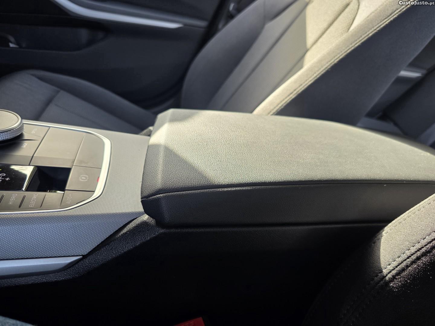 BMW 330 e Corporate Edition Auto — fotografia 14
