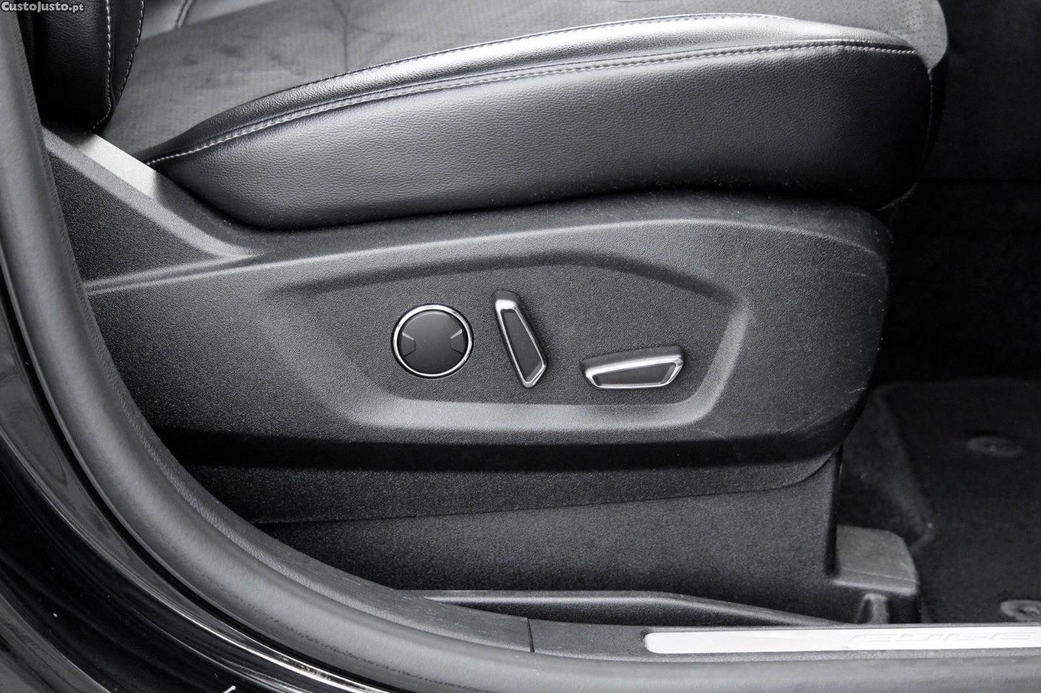 Ford Edge 2.0 TDCi Sport — fotografia 22