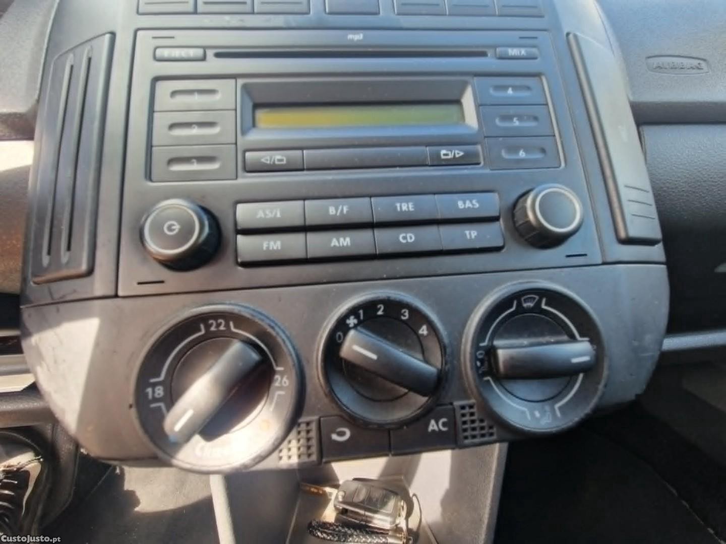 Volkswagen Polo 1.2 Trendline — fotografia 6
