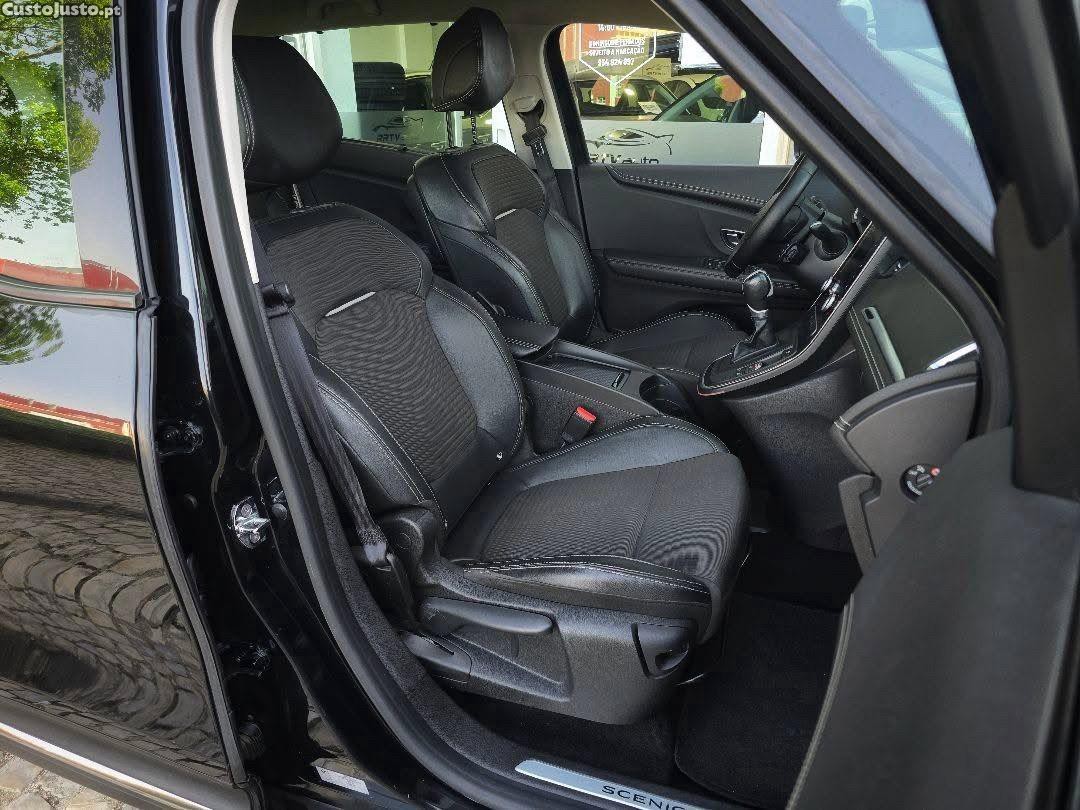 Renault Grand Scénic 1.5 dCi Intens EDC SS — fotografia 12