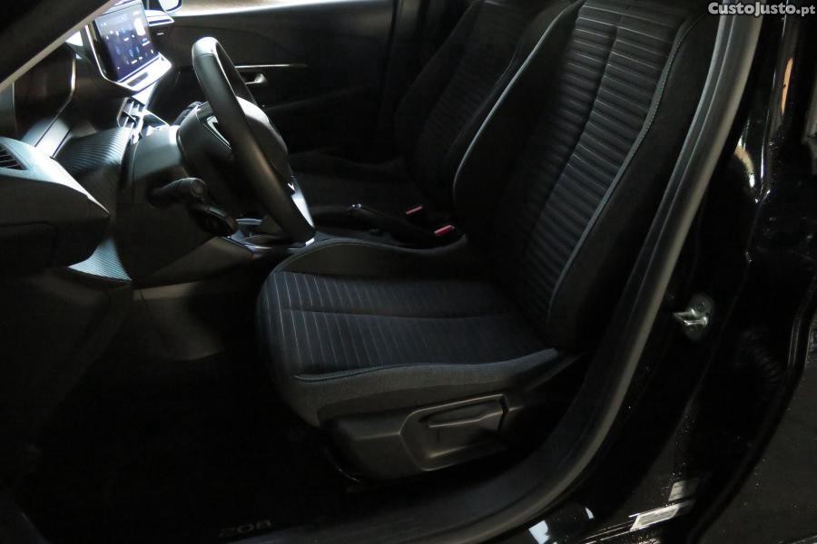 Peugeot 208 1.2 PureTech Active — fotografia 14
