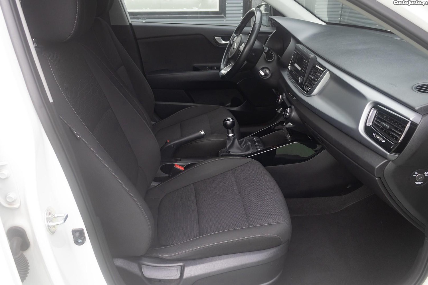 Kia Rio 1.2 CVVT Easy — fotografia 4