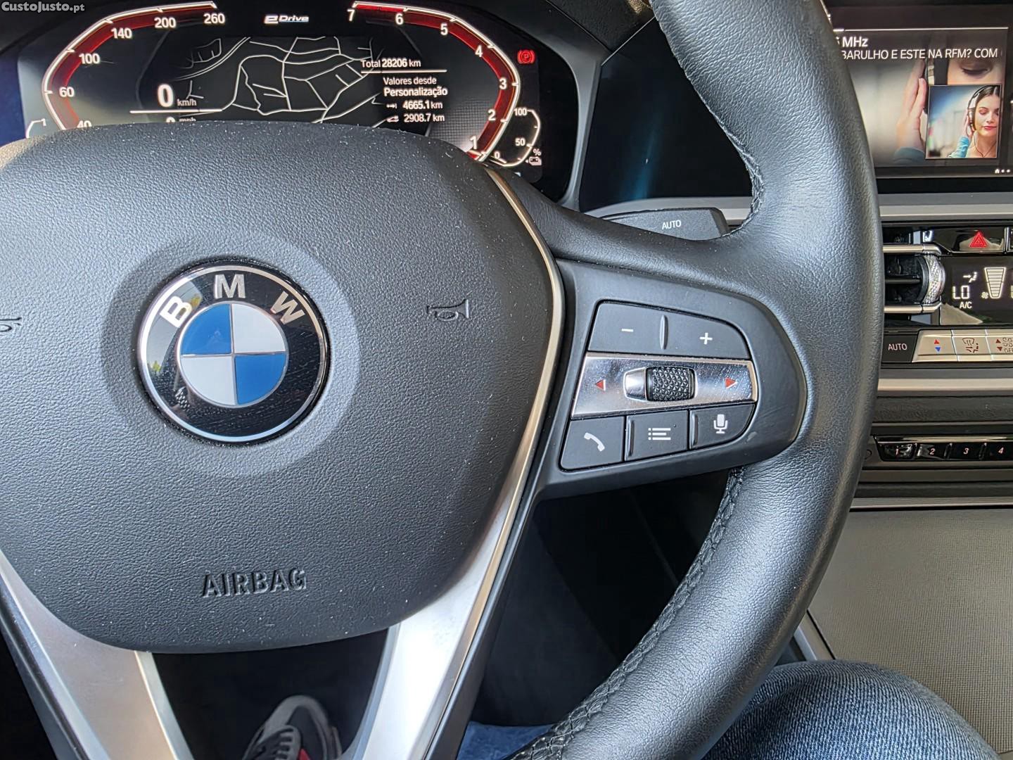 BMW 330 e Corporate Edition Auto — fotografia 12