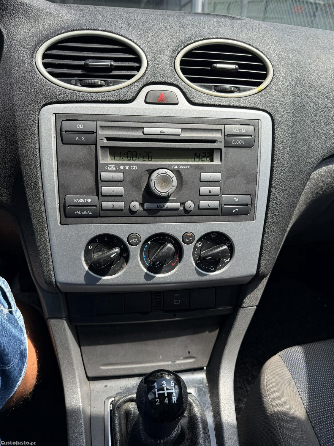 Ford Focus 1.6TdCi 110CV — fotografia 9