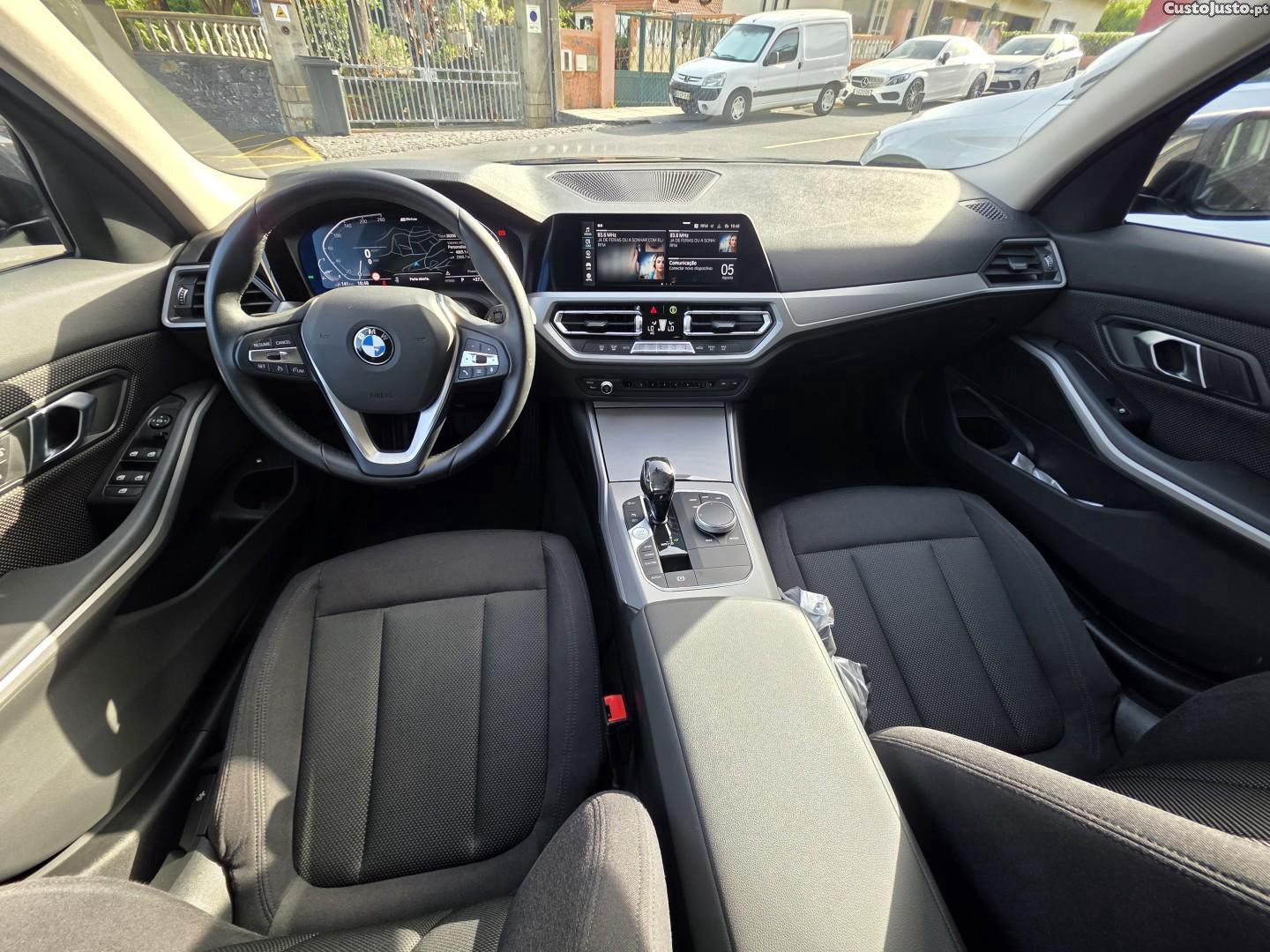 BMW 330 e Corporate Edition Auto — fotografia 47