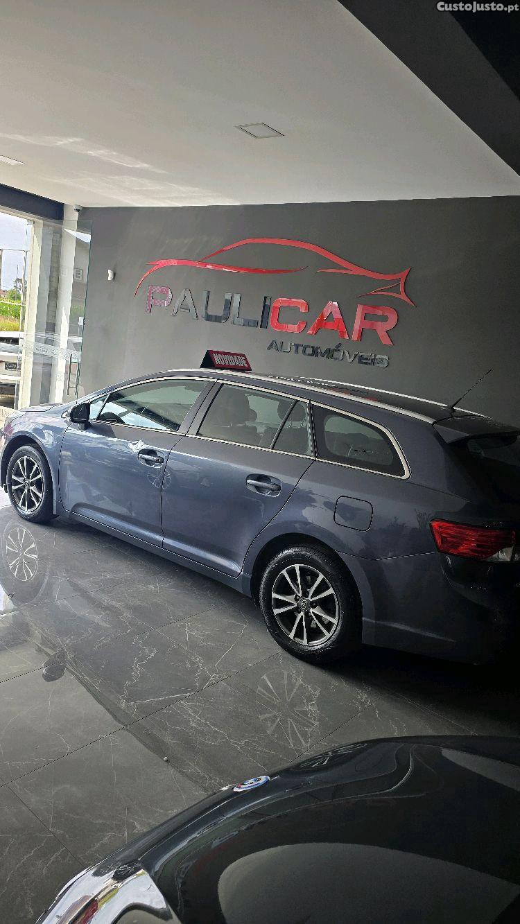 Toyota Avensis 2.0 d4d 125cv — fotografia 6
