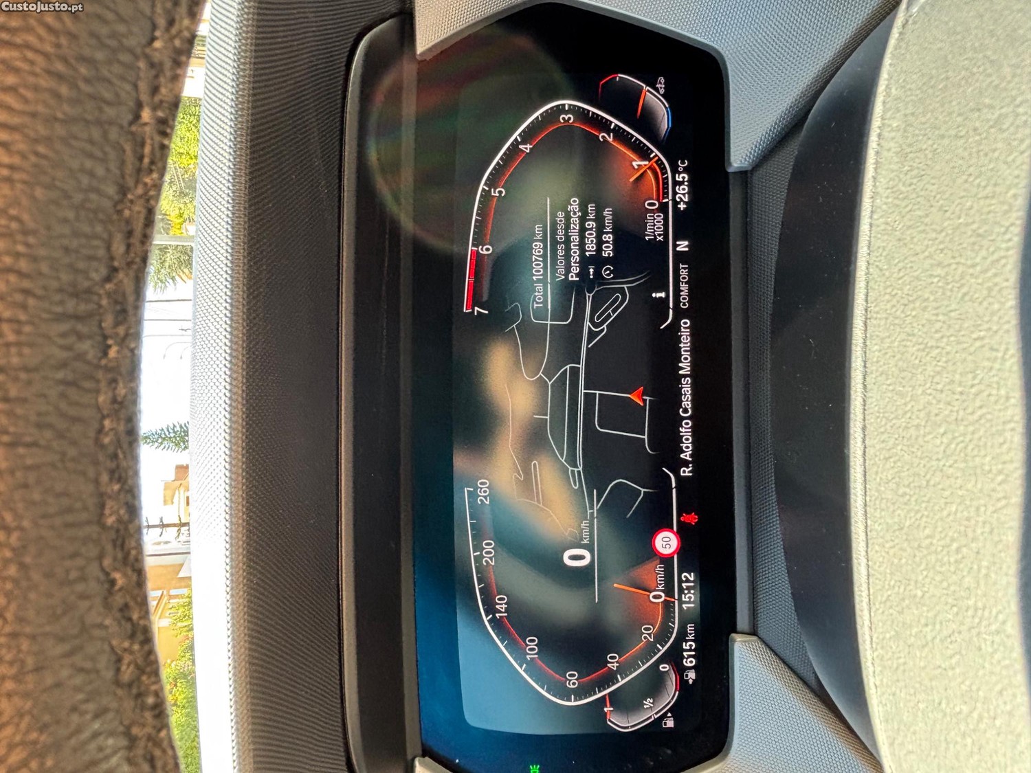 BMW 118 Advantage — fotografia 2