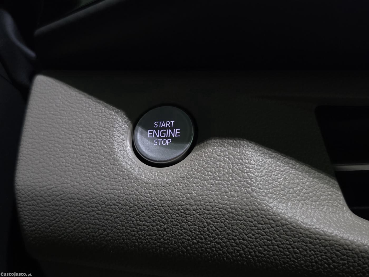 Volkswagen Multivan 2.0 TDI Life DSG — fotografia 12