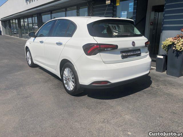 Fiat Tipo 1.3 MultiJet Life — fotografia 24
