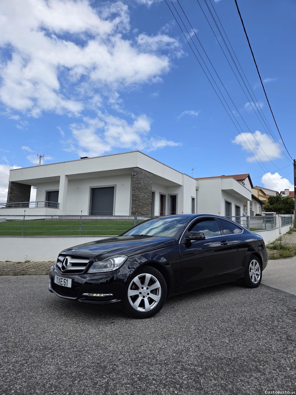 Mercedes-Benz C 220 Coupe — fotografia 10