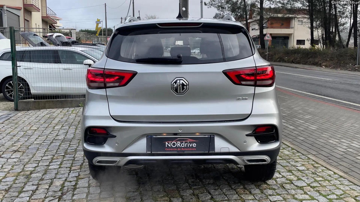 MG ZS 1.0 T-GDI Luxury — fotografia 14