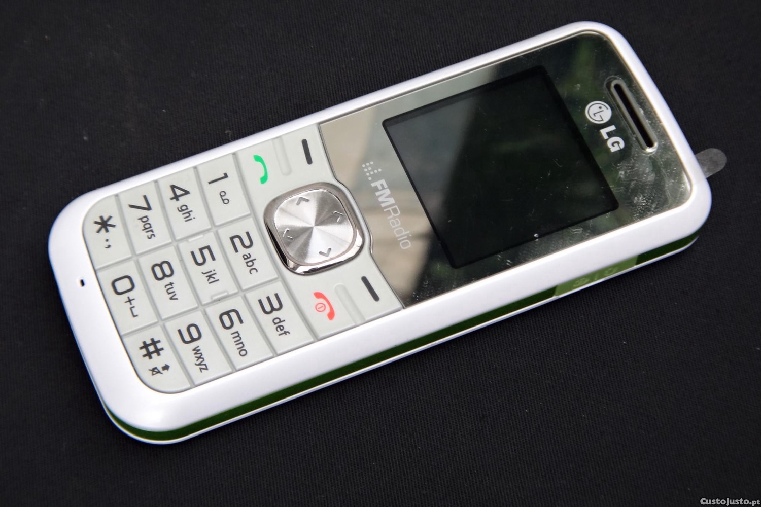 Telefono classico LG - novo, desbloqueado