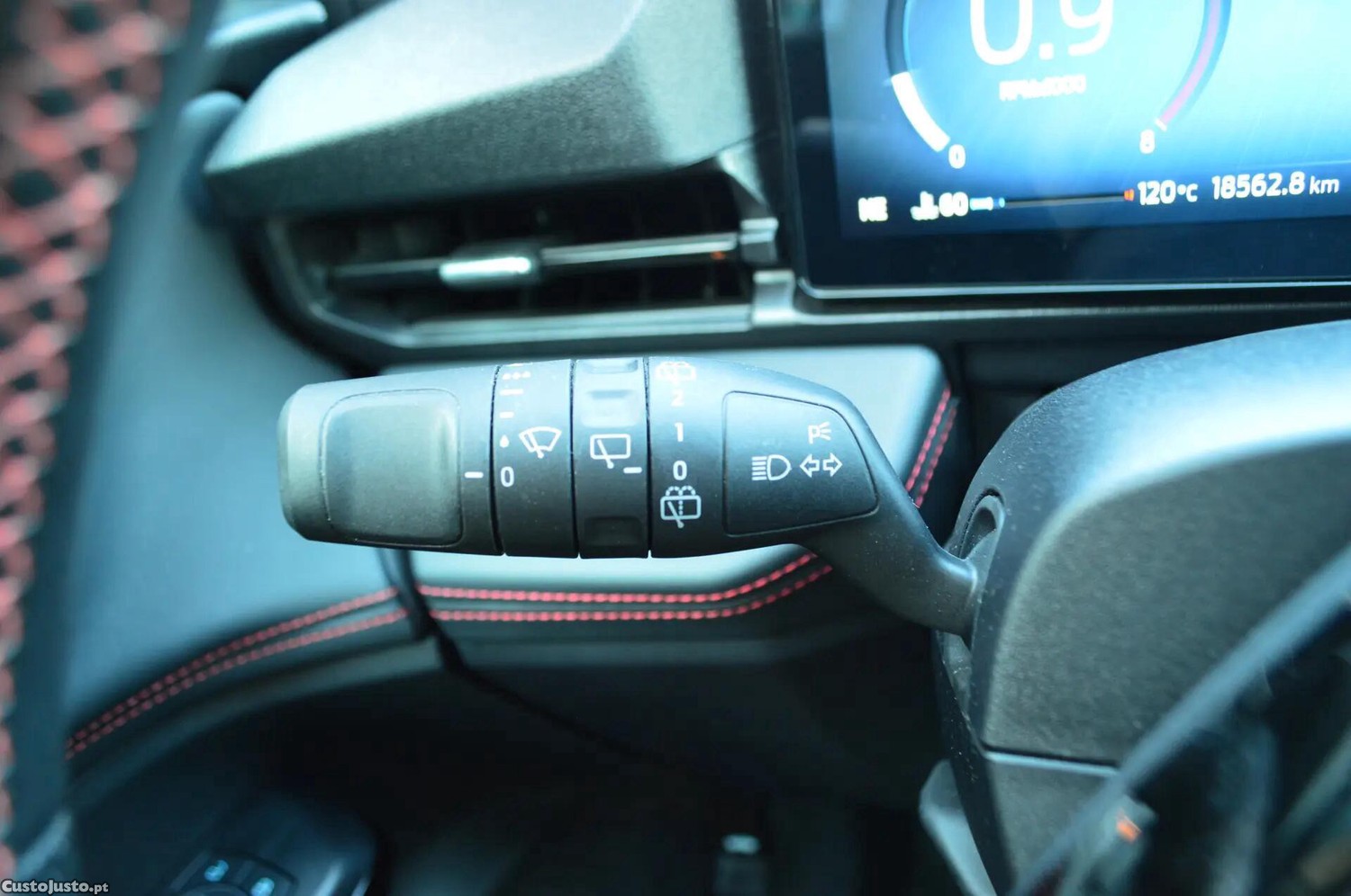 Ford Puma 1.0 EcoBoost MHEV ST-Line X Aut. — fotografia 13
