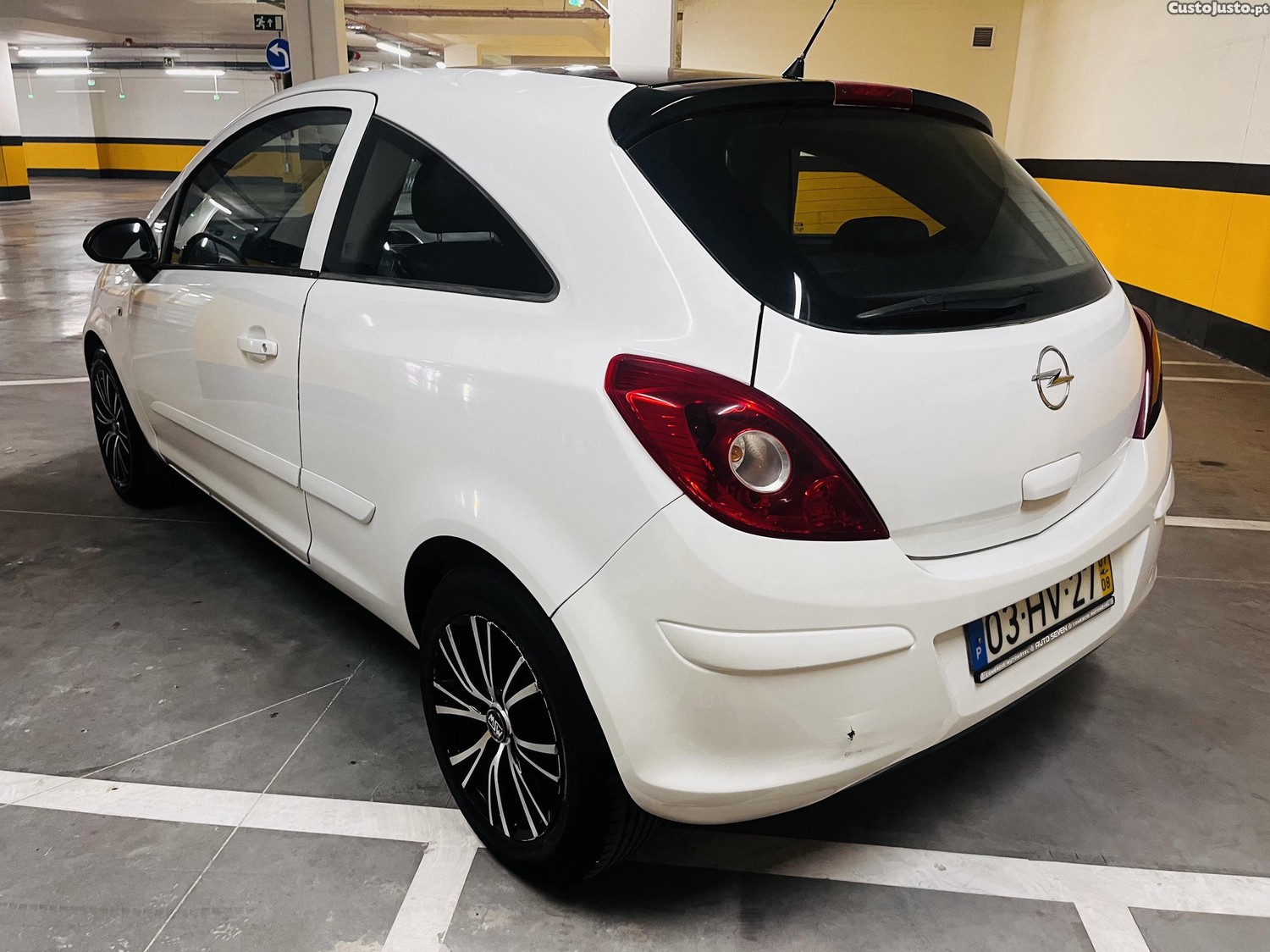 Opel Corsa 1.3 cdti 5 Lugares — fotografia 6