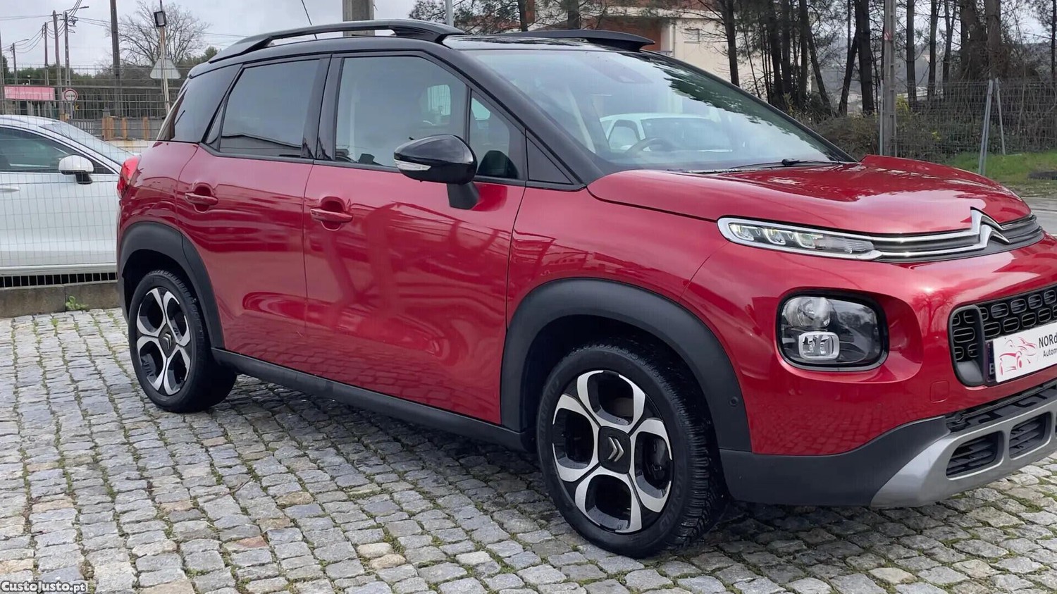 Citroën C3 Aircross PureTech 110 Stop & Start Shine — fotografia 17