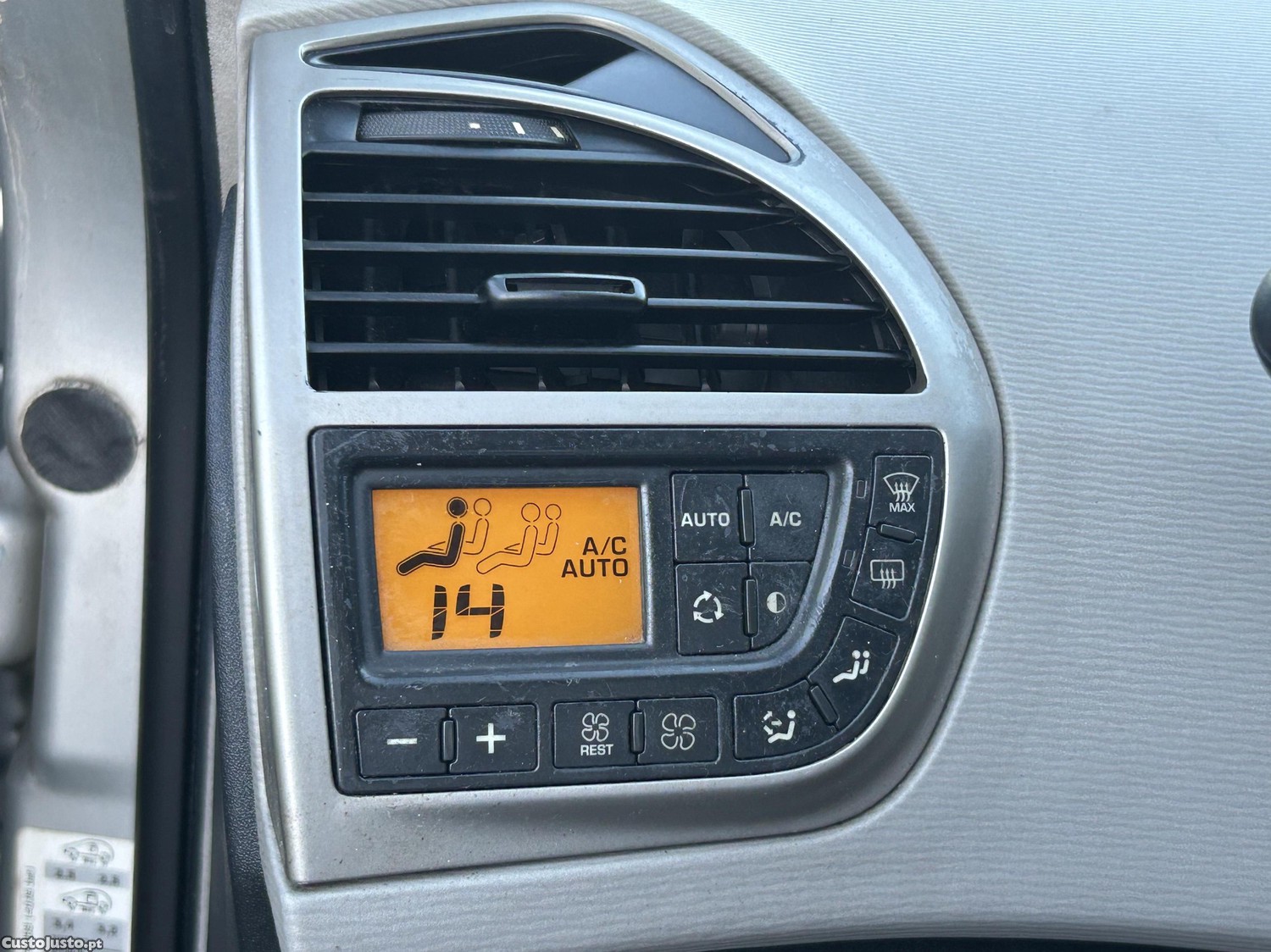 Citroën C4 Grand Picasso 1.6hdi 7 lugares — fotografia 5
