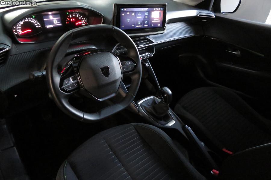 Peugeot 208 1.2 PureTech Active — fotografia 18