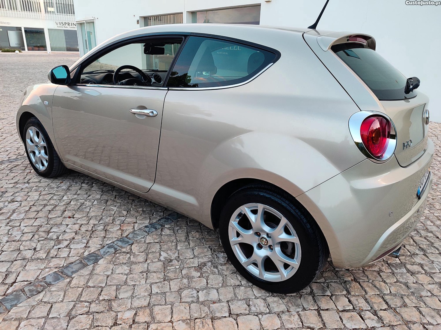 Alfa Romeo MiTo 138000km — fotografia 4