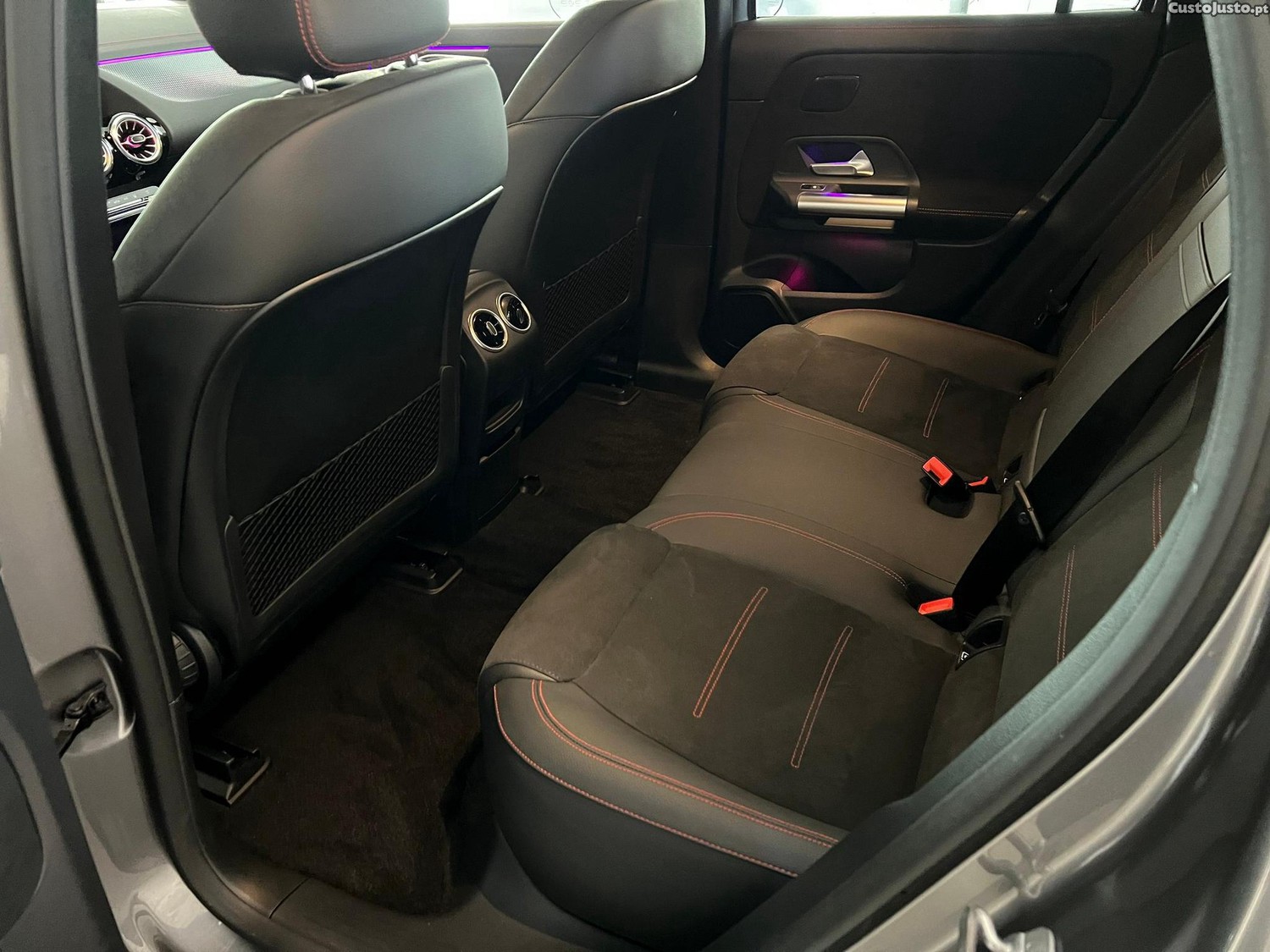 Mercedes-Benz EQA 4Matic AMG Line — fotografia 10