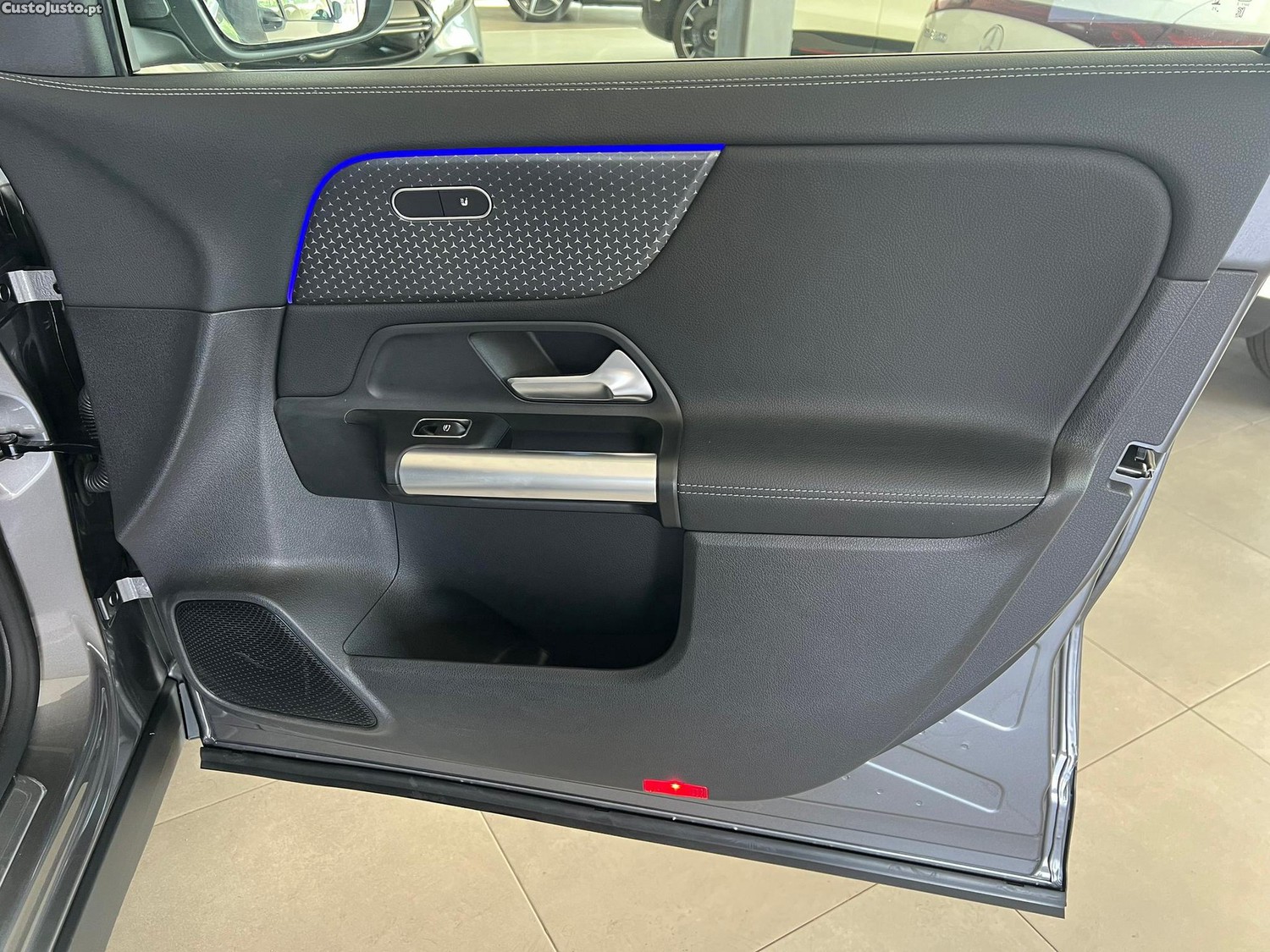 Mercedes-Benz EQA Progressive — fotografia 13