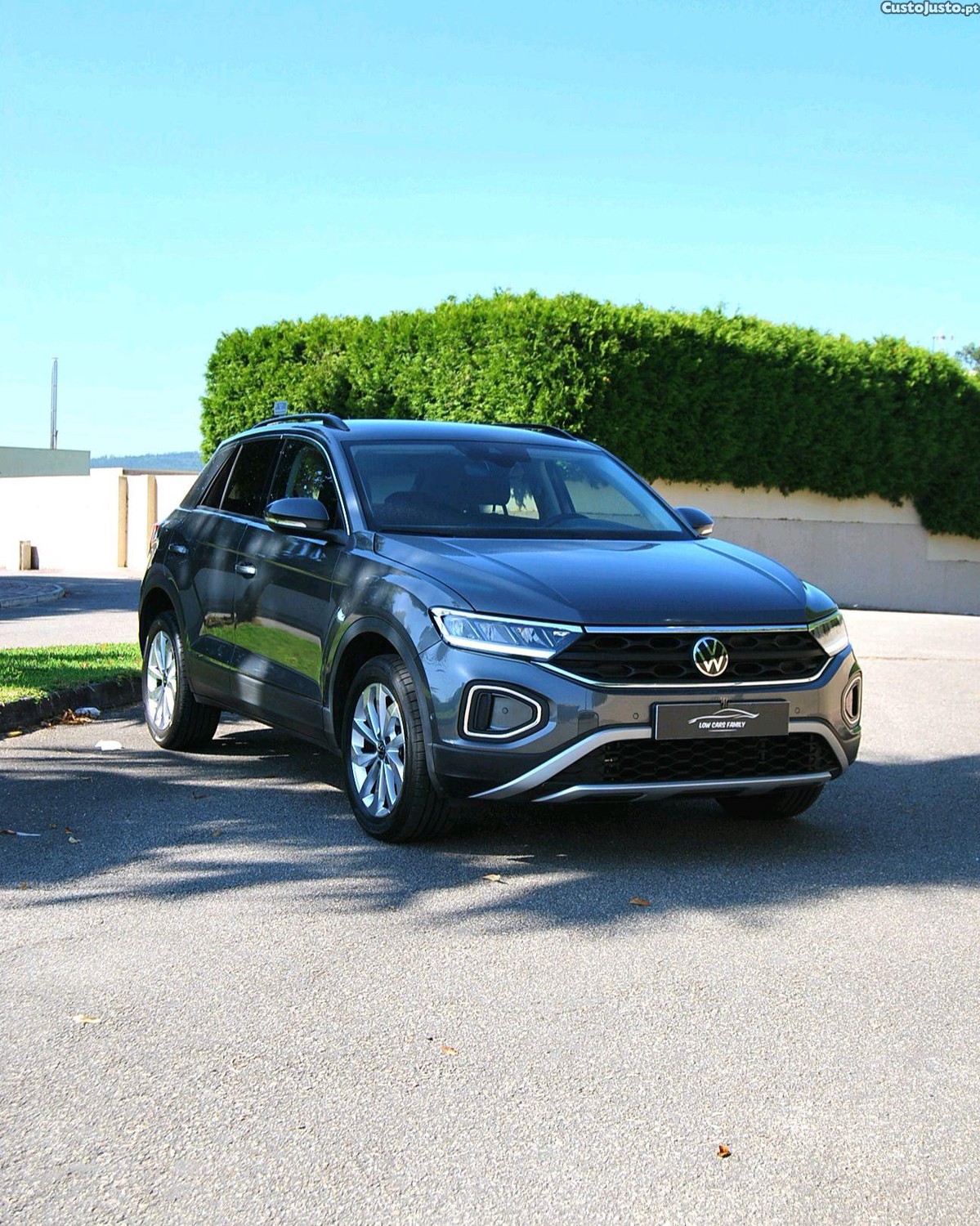 Volkswagen T-Roc 1.0TSI — fotografia 4