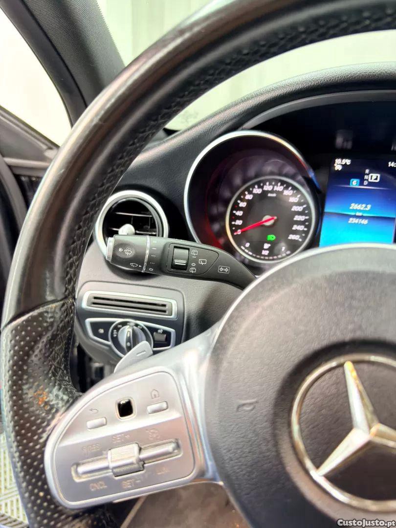 Mercedes-Benz C 300 D amg line — fotografia 4