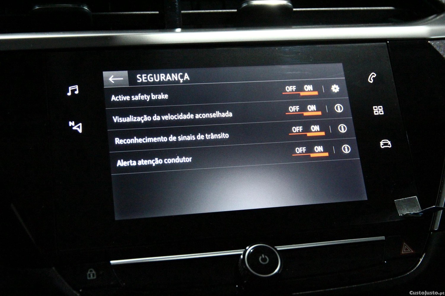 Opel Corsa 1.2 Business — fotografia 2