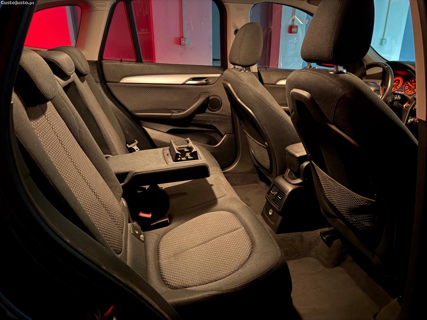 BMW X1 Sdrive16d — fotografia 4