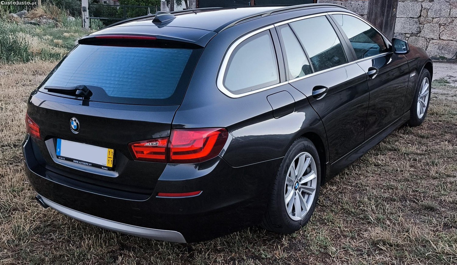 BMW 520 Touring (F11) EfficientDynamics — fotografia 4