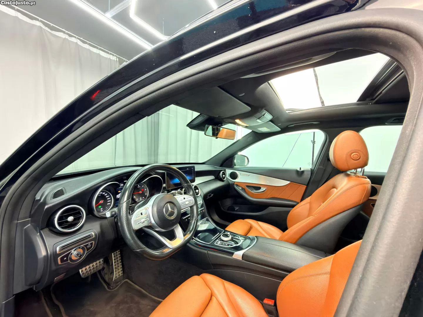 Mercedes-Benz C 300 D amg line — fotografia 6